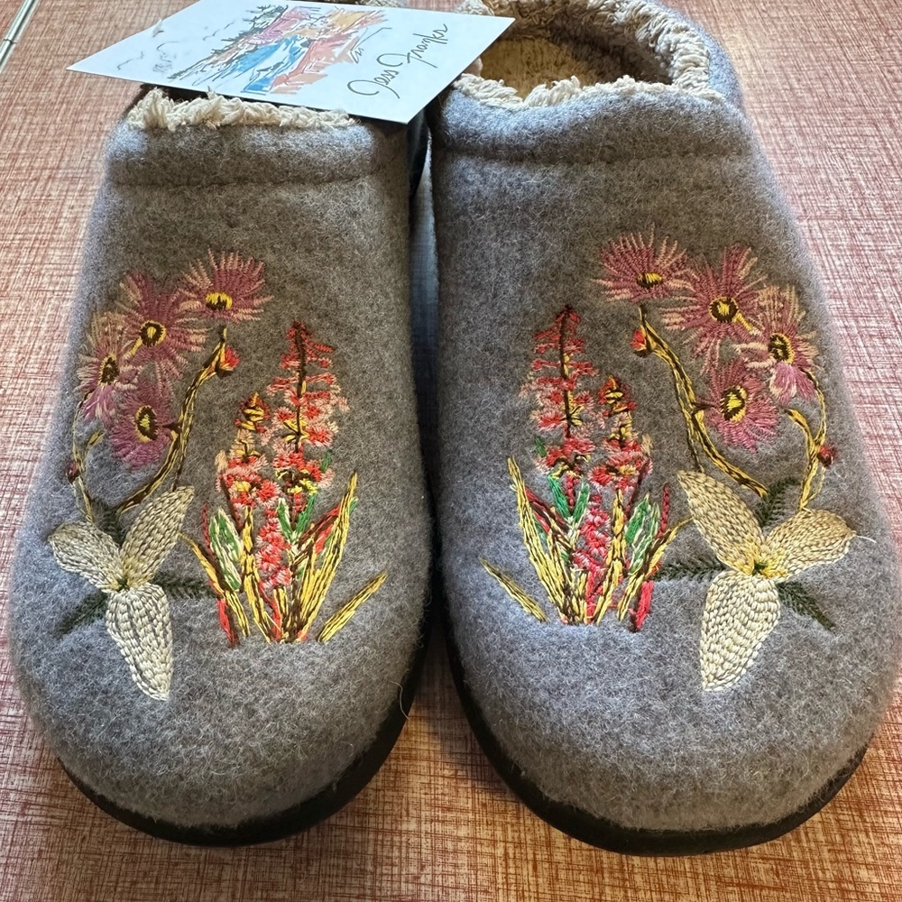 L.L. Bean Gray Floral Embroidered Slippers by Jess Franks